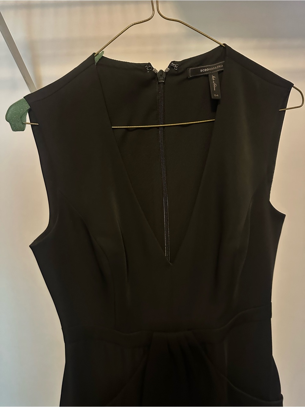 BCBGMaxAzria Black Sleeveless V-Neck Midi Dress